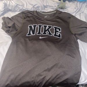 Medium dri fit Nike tee shirt
